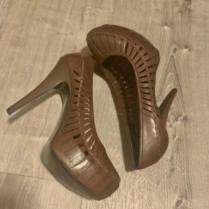 BGBG Designer Pumps size 8/38